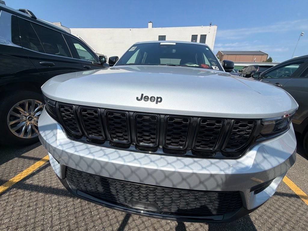 jeep grand cherokee 2024 1C4RJHAG1RC703309 image jeep grand cherokee 2024 1C4RJHAG1RC703309 image